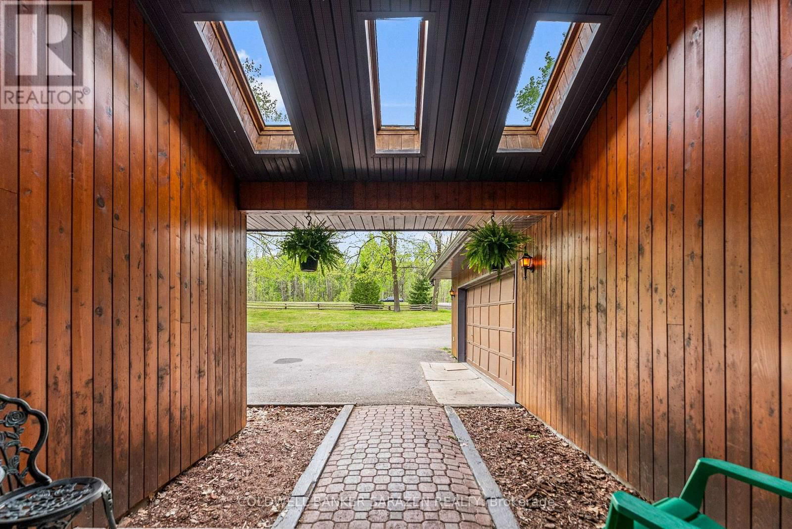1437 USBORNE STREET Image 3