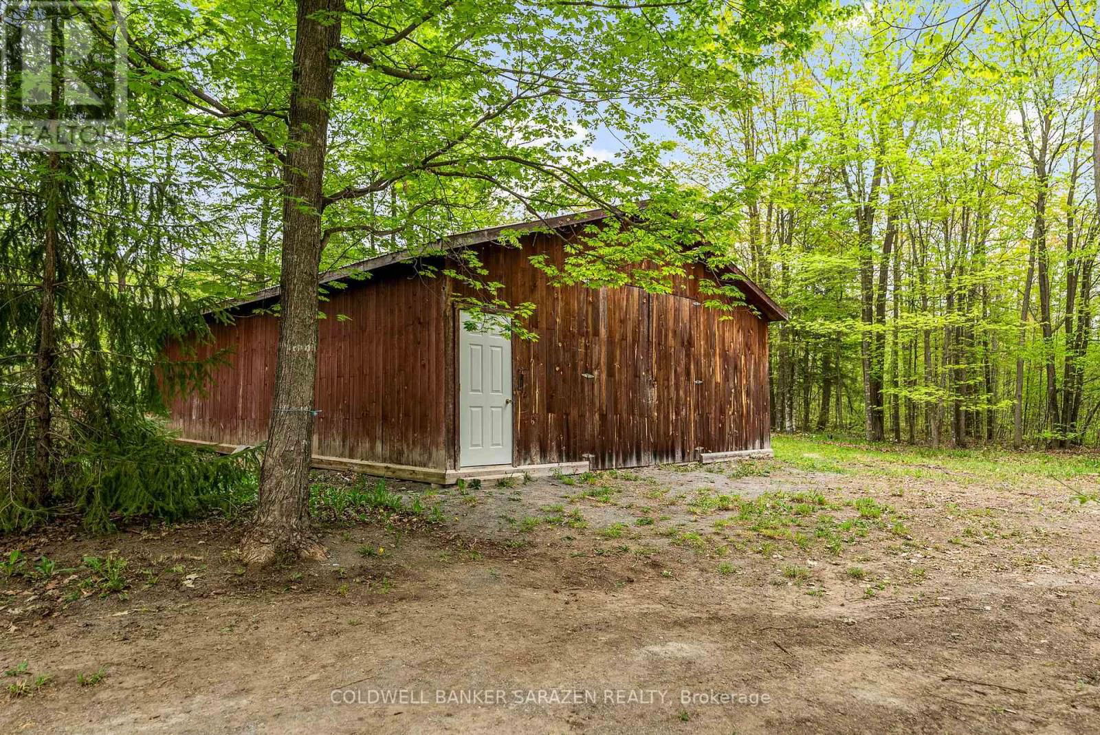1437 USBORNE STREET Image 34