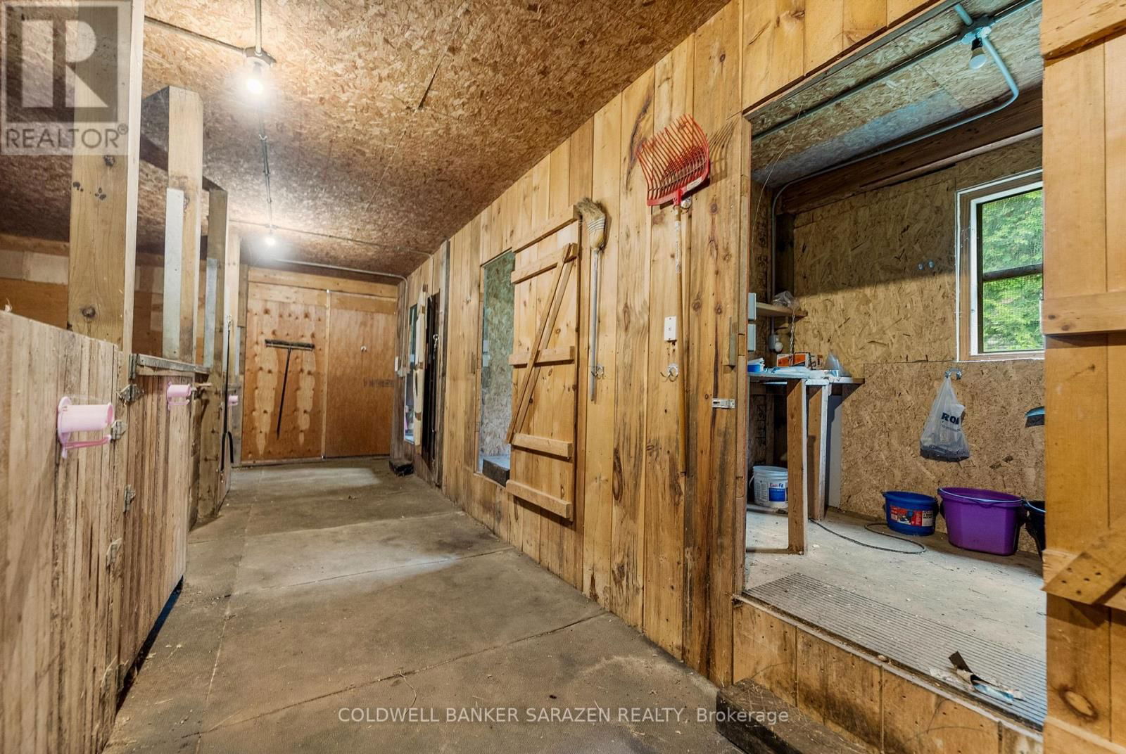 1437 USBORNE STREET Image 40
