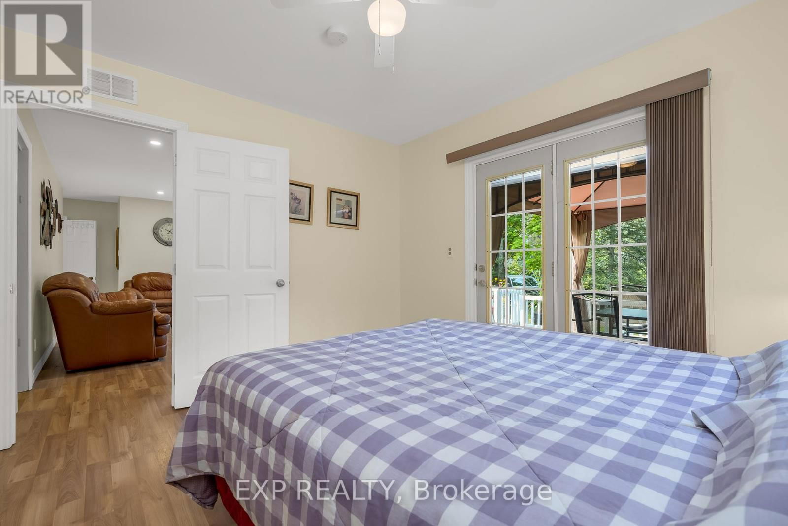 2288 EAGLE LAKE ROAD Image 14