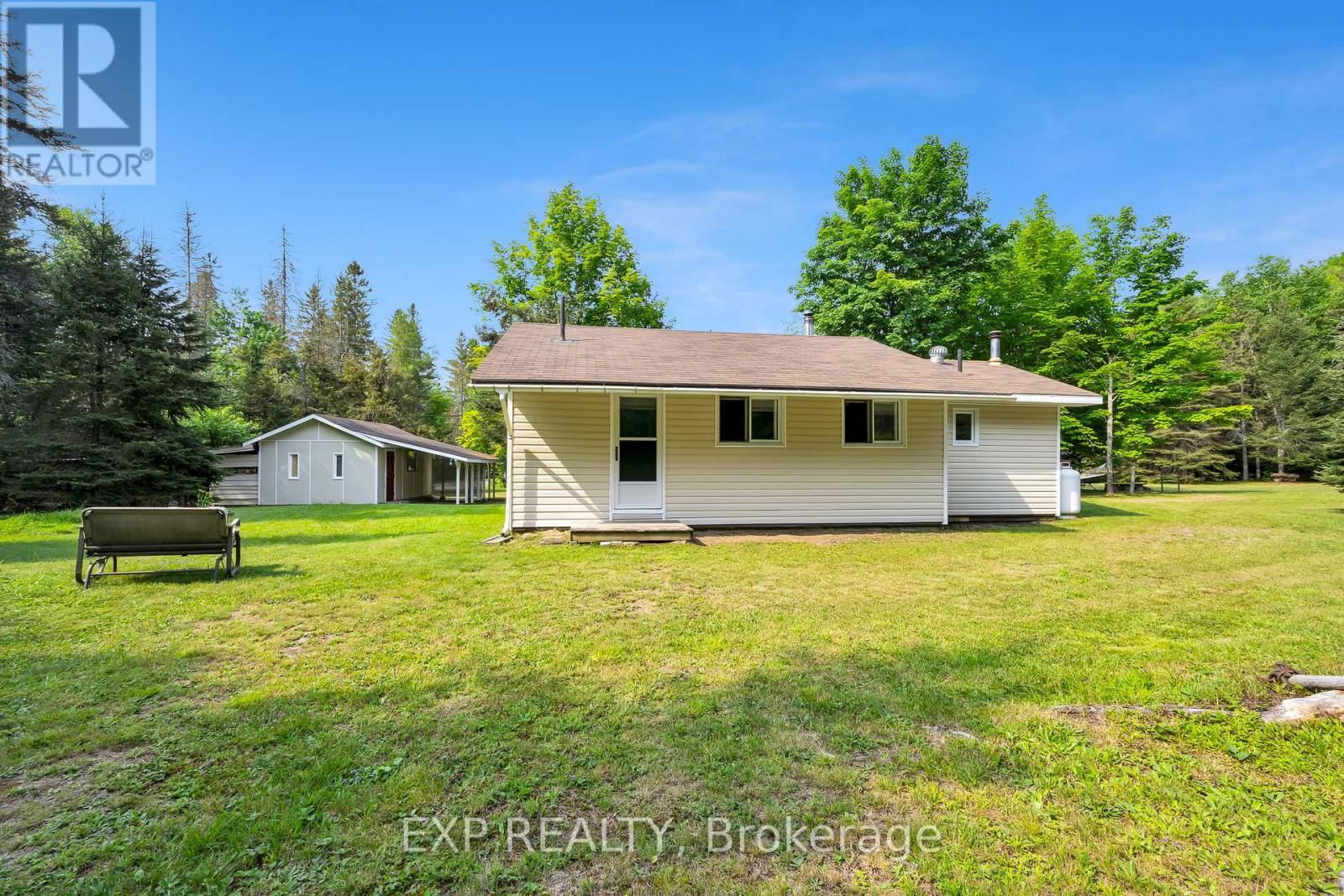 2288 EAGLE LAKE ROAD Image 29