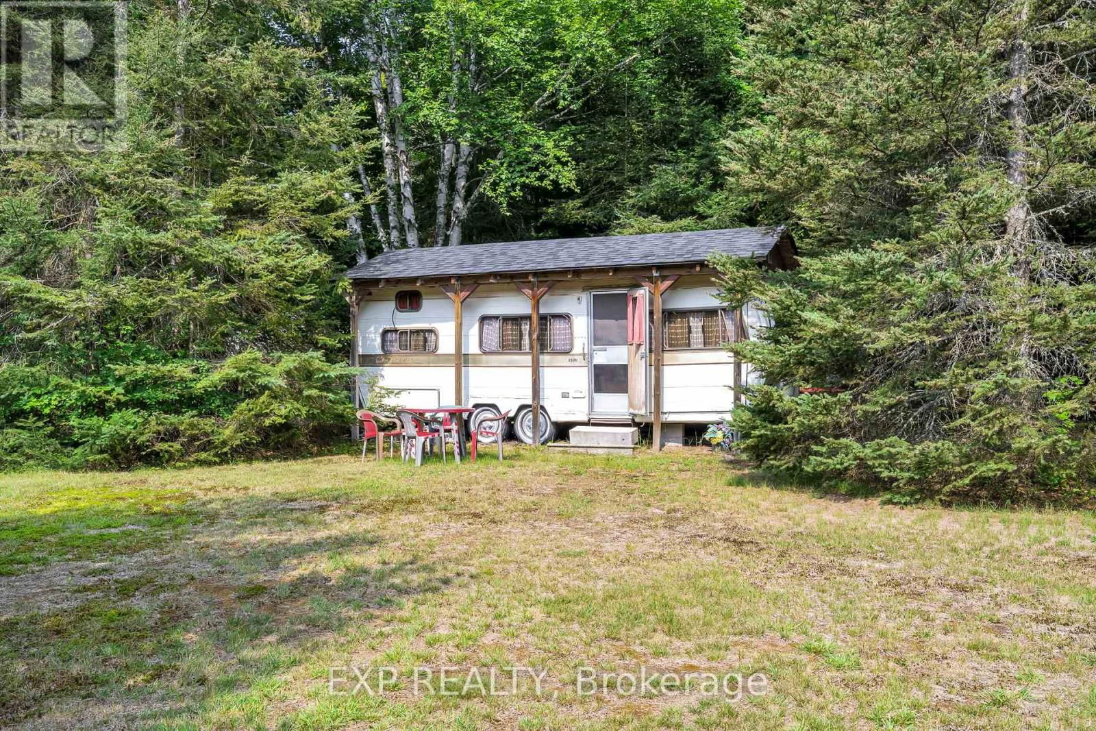 2288 EAGLE LAKE ROAD Image 34