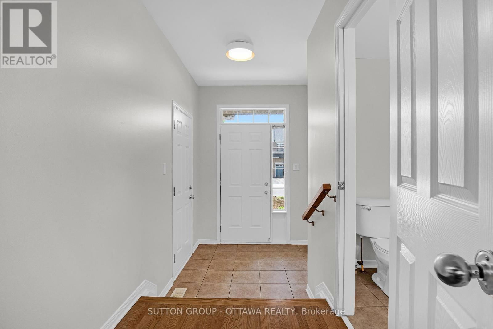 4401 GOLDENEYE WAY Image 3