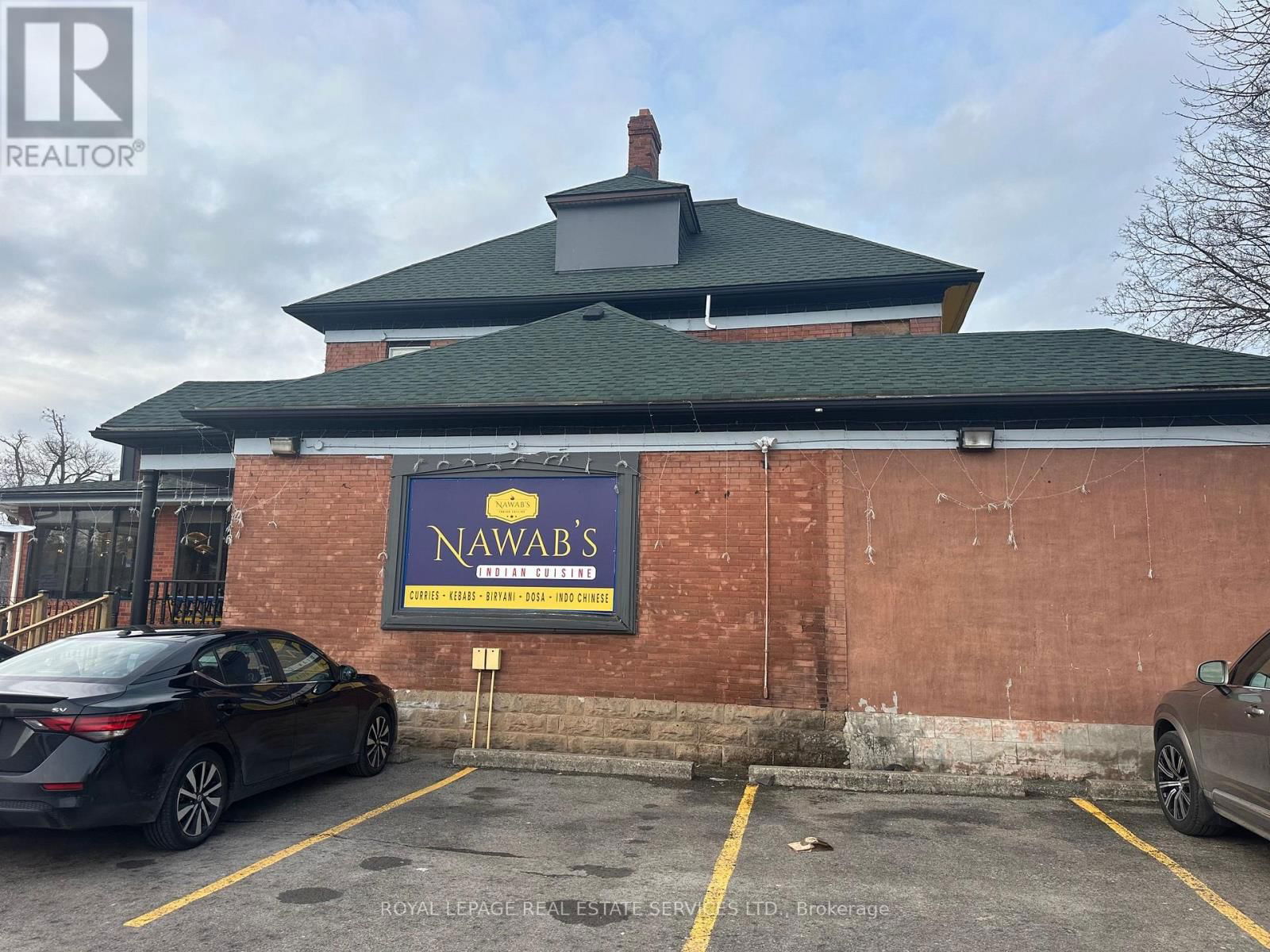 5470 & 5480 VICTORIA AVENUE Image 2