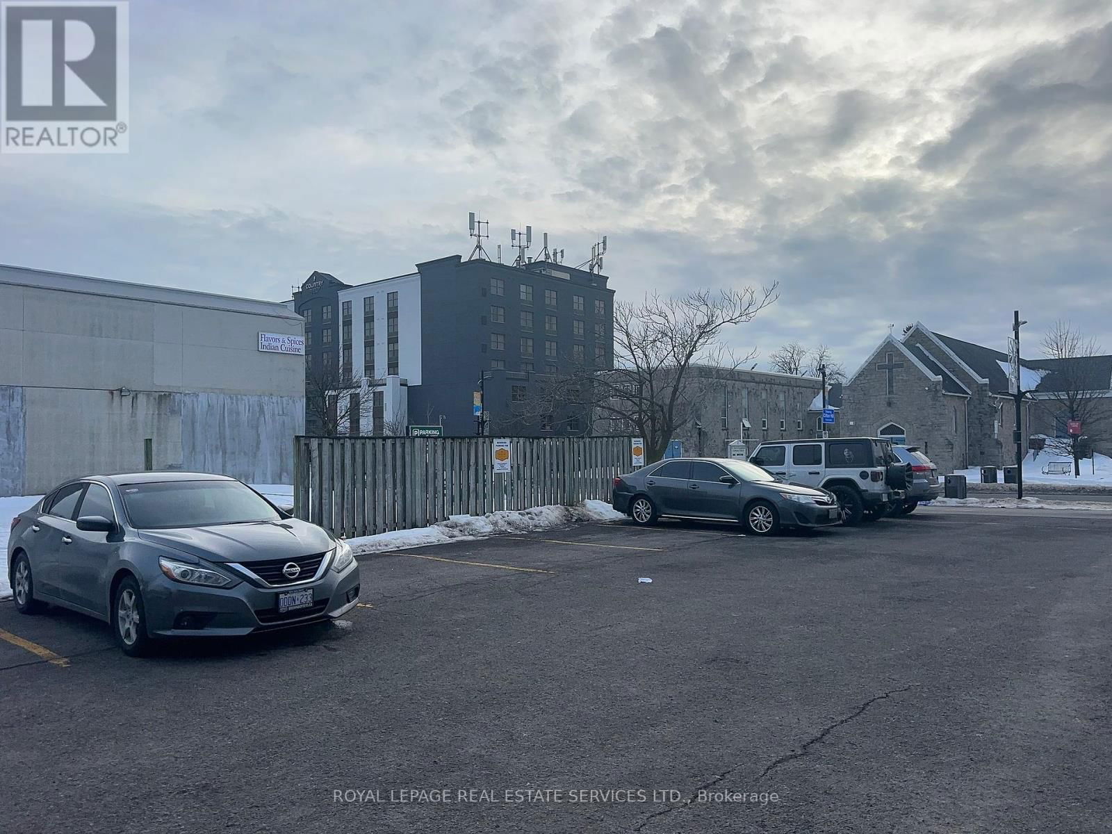 5470 & 5480 VICTORIA AVENUE Image 3