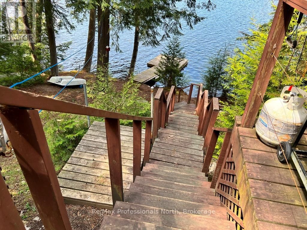 1097 CORYLUS LANE Image 12