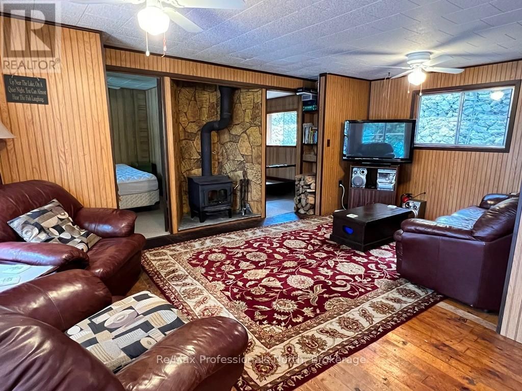 1097 CORYLUS LANE Image 3
