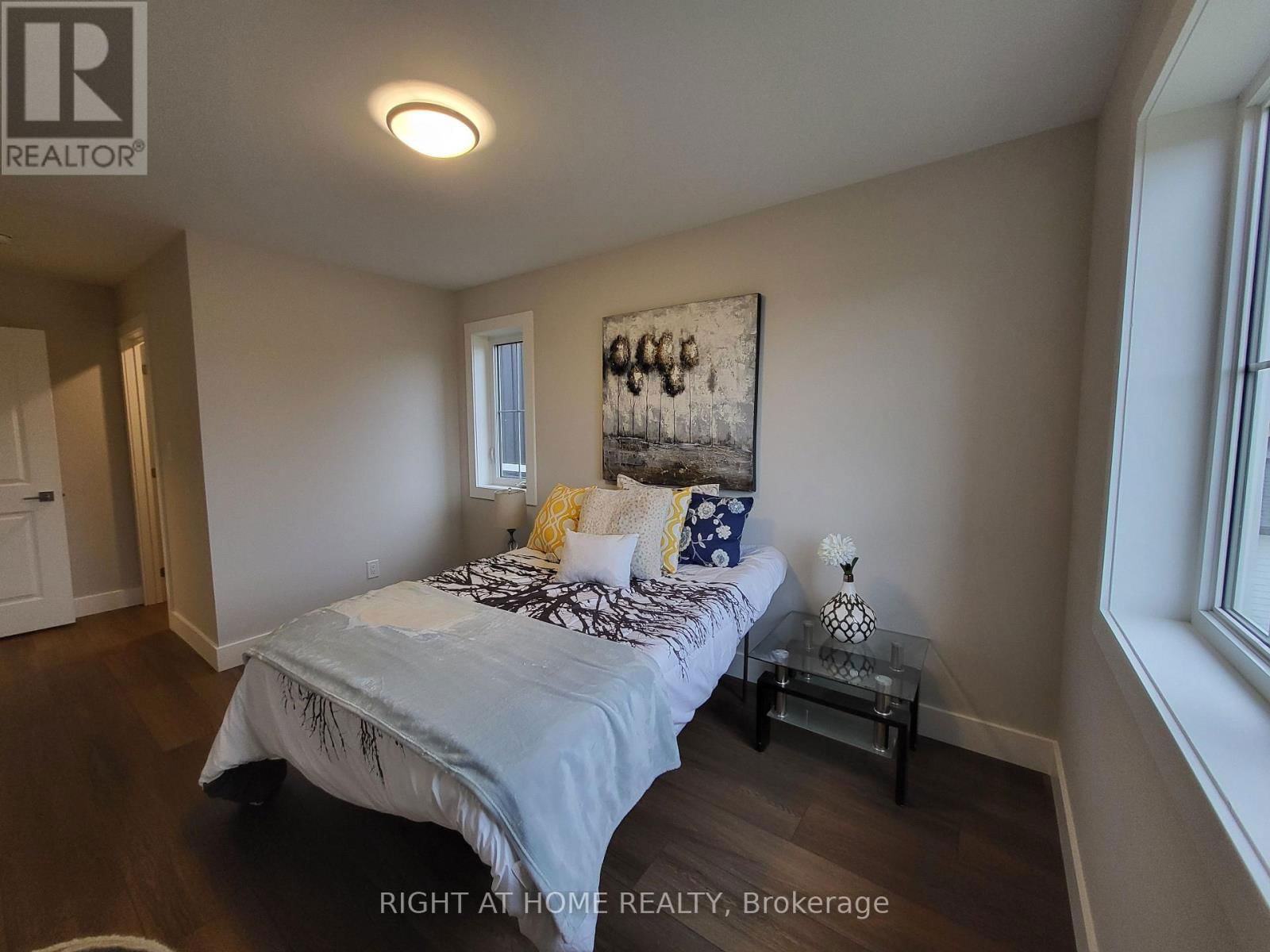 140 BLACK WILLOW CRESCENT Image 22