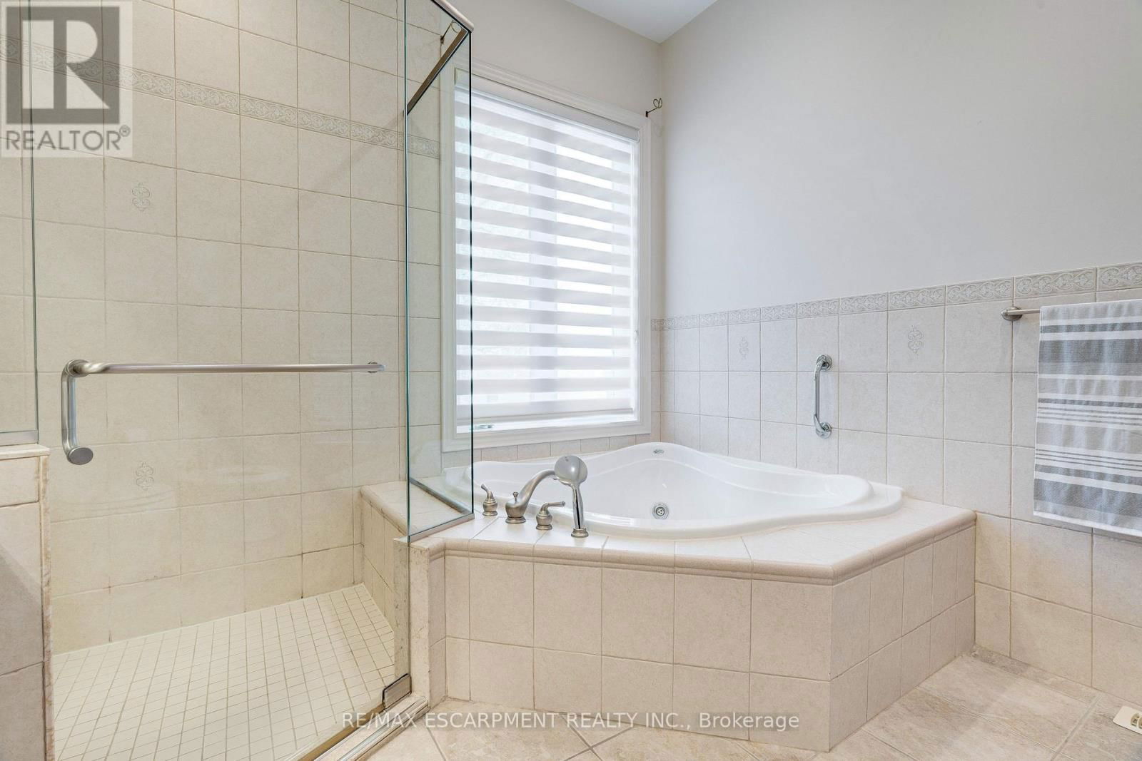 142 WATERCREST DRIVE Image 15