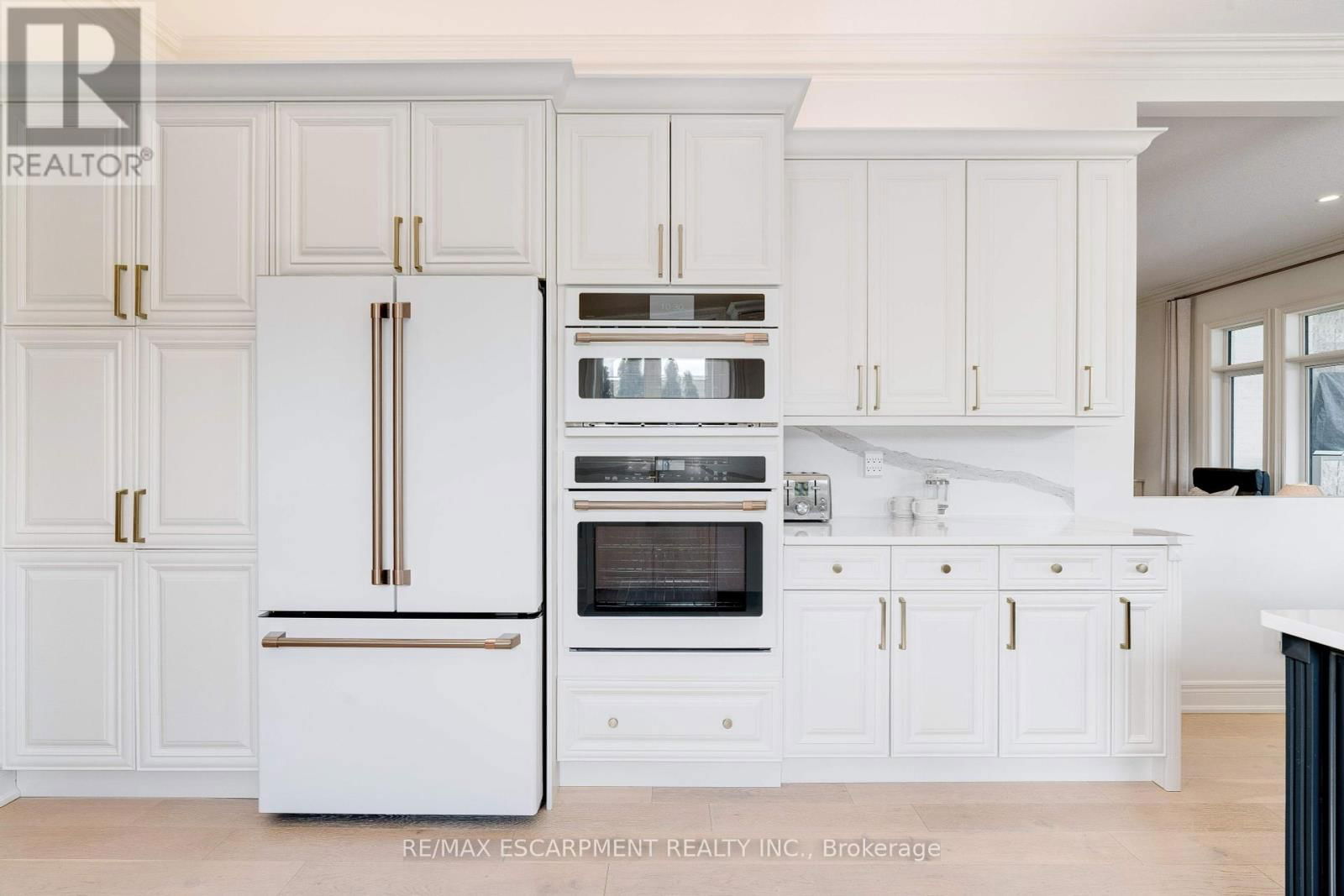 142 WATERCREST DRIVE Image 21