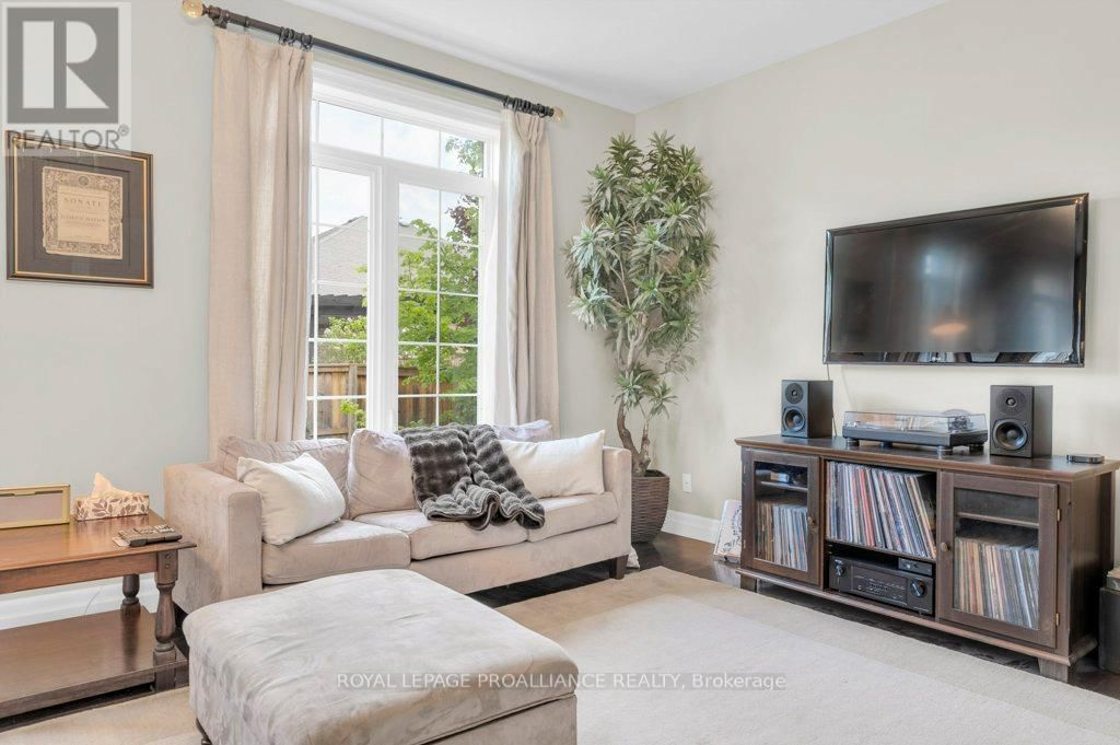 4 MEAGHER PLACE Image 11