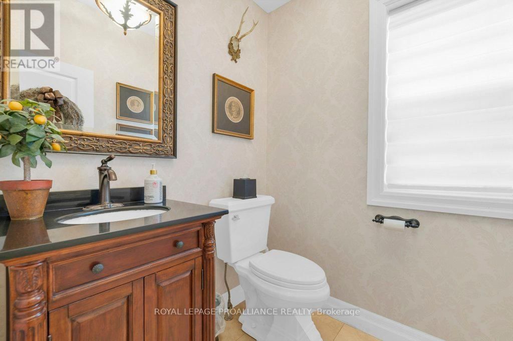 4 MEAGHER PLACE Image 20