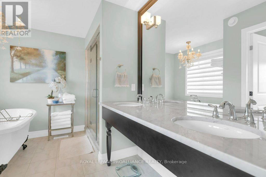4 MEAGHER PLACE Image 24
