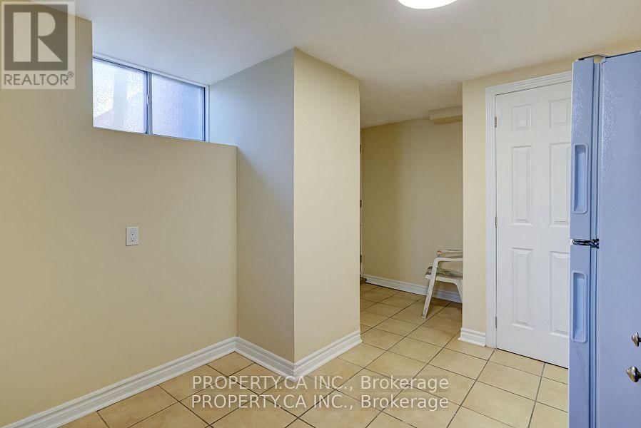340 CANNON STREET EAST Image 23