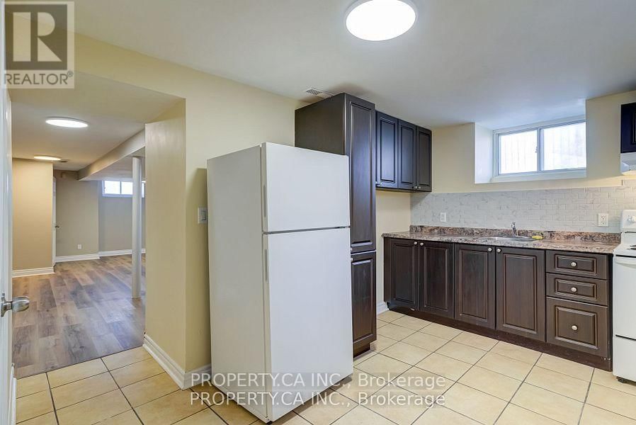 340 CANNON STREET EAST Image 24