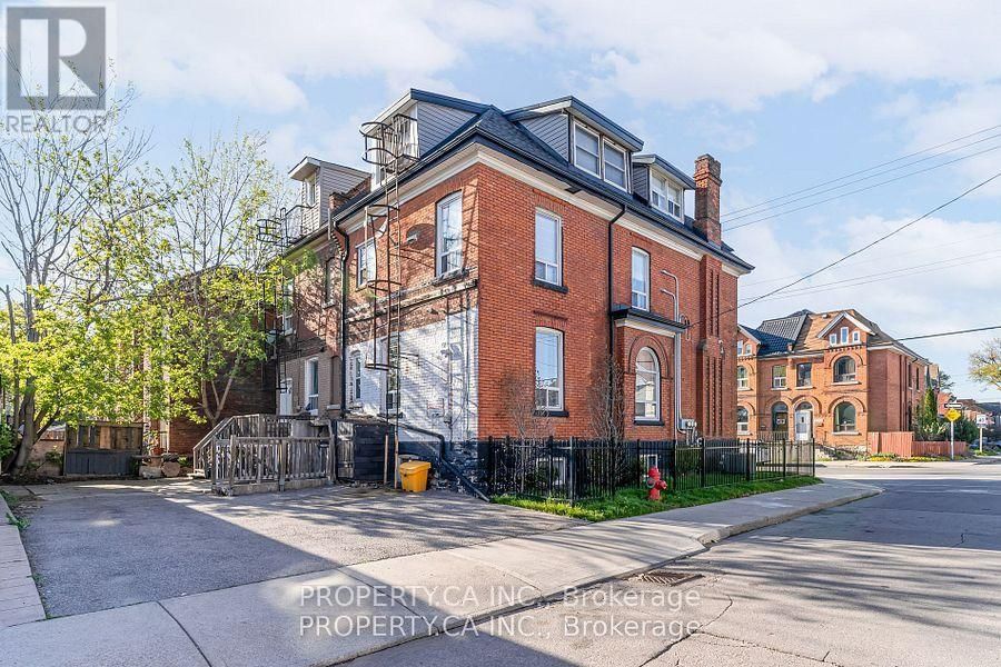 340 CANNON STREET EAST Image 31