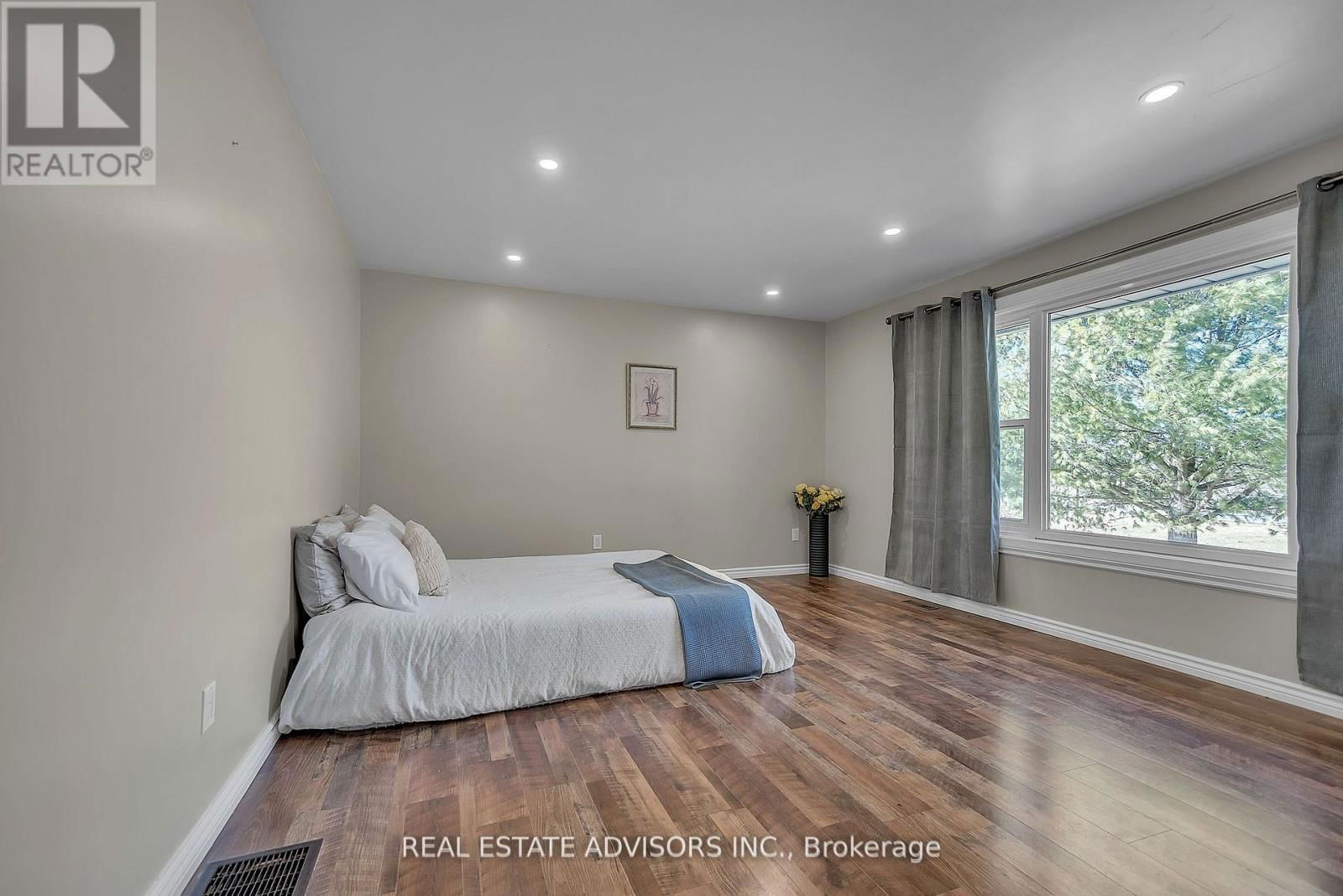 1633 STATION ROAD Image 12