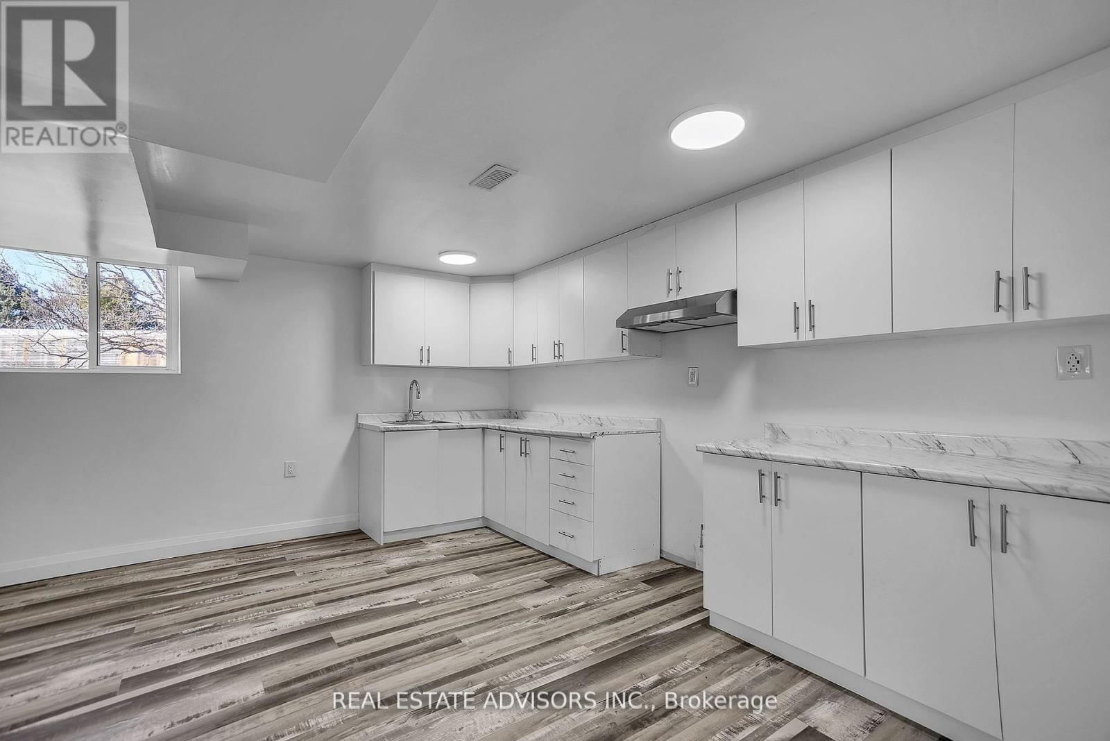 1633 STATION ROAD Image 19