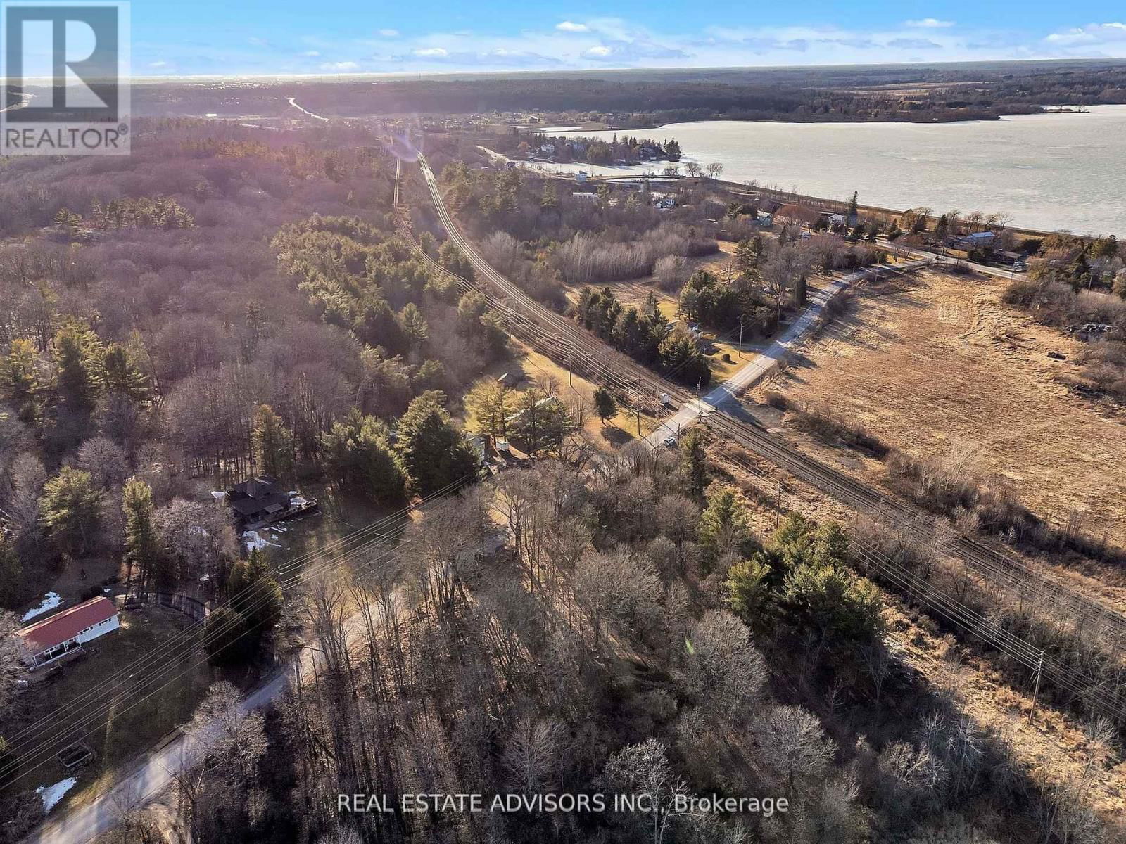 1633 STATION ROAD Image 29