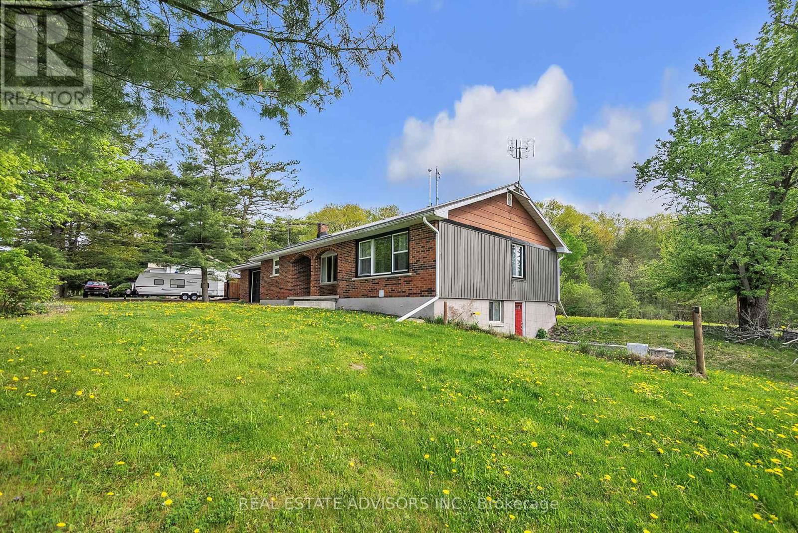 1633 STATION ROAD Image 30