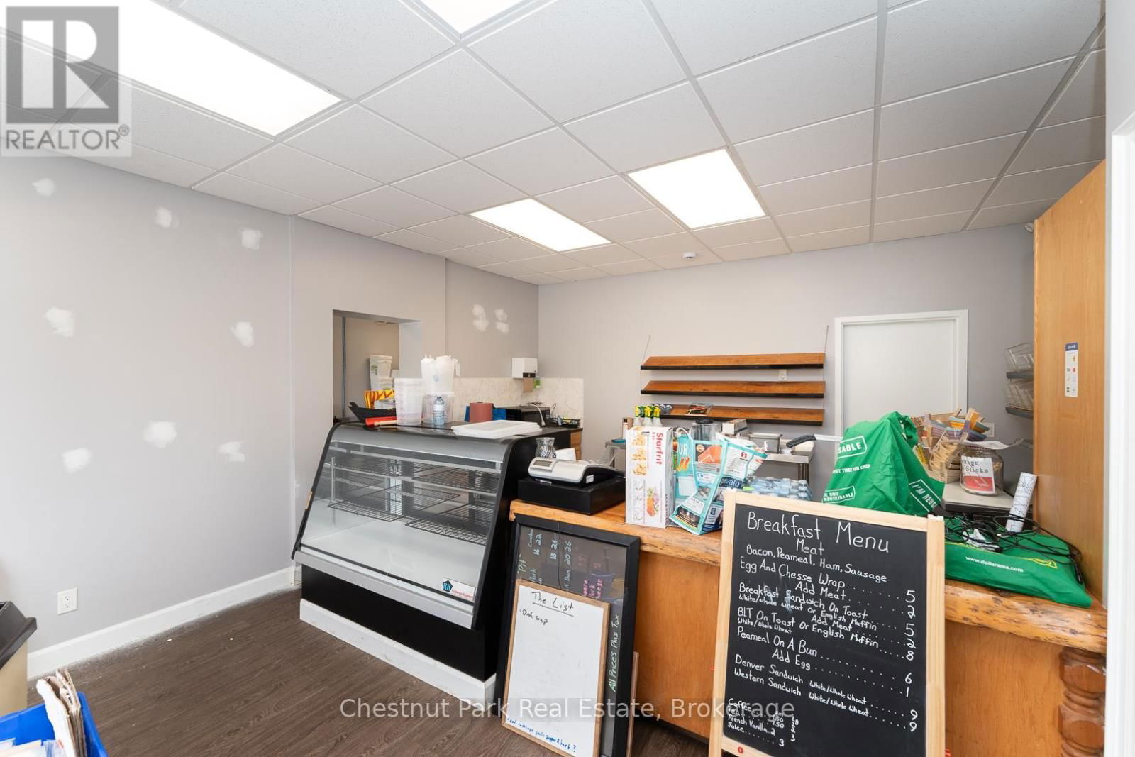 2015 141 HIGHWAY Image 12