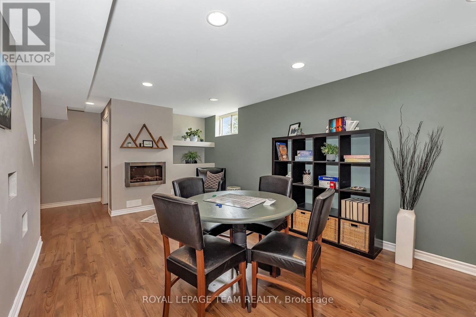 6891 TWIN LAKES AVENUE Image 31