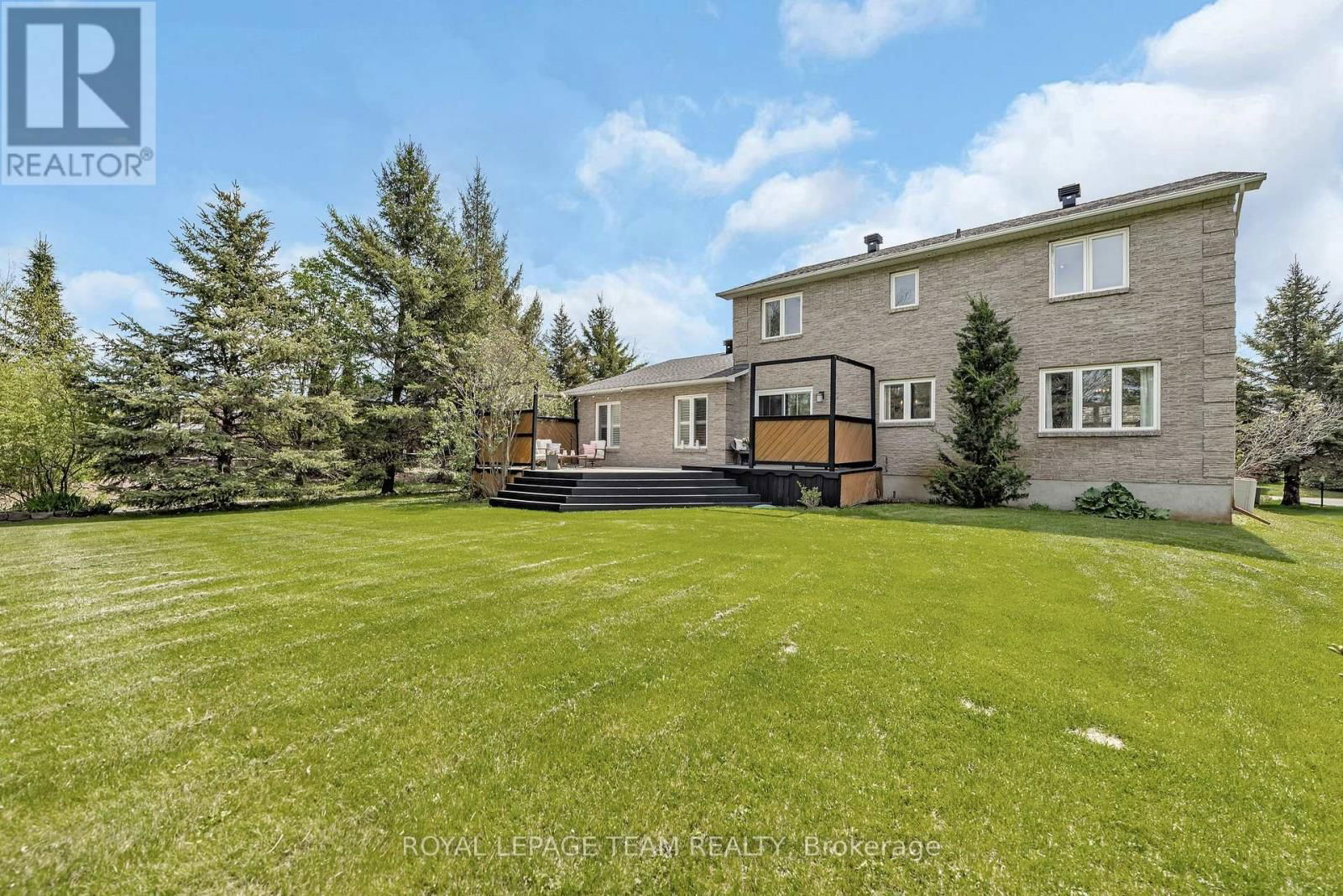 6891 TWIN LAKES AVENUE Image 39