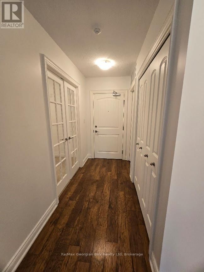 206 - 10 KIMBERLEY AVENUE Image 3