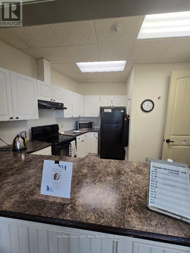 206 - 10 KIMBERLEY AVENUE Image 32