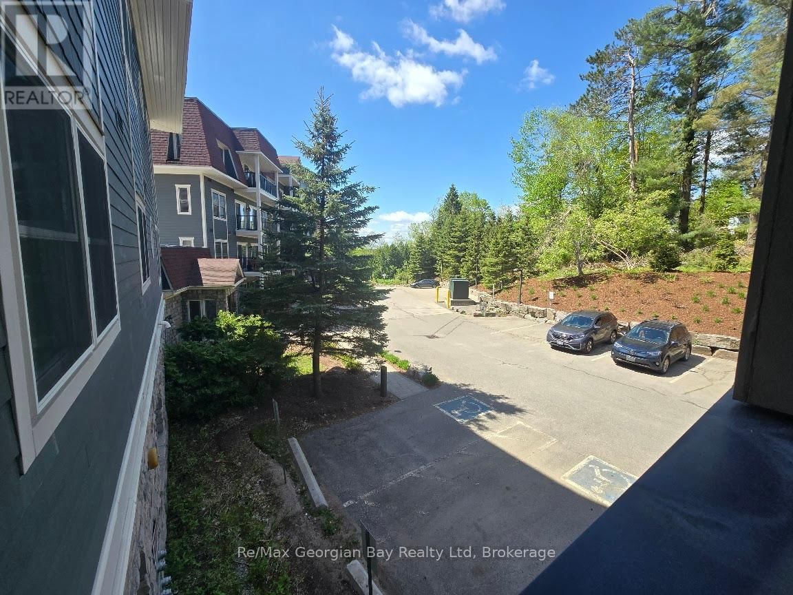 206 - 10 KIMBERLEY AVENUE Image 43