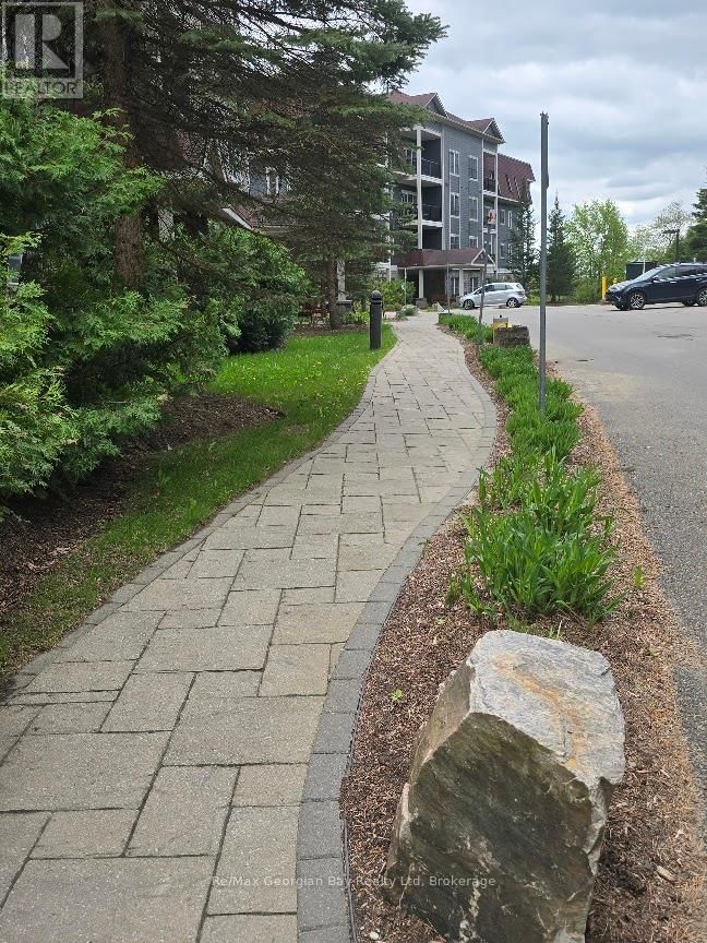 206 - 10 KIMBERLEY AVENUE Image 44