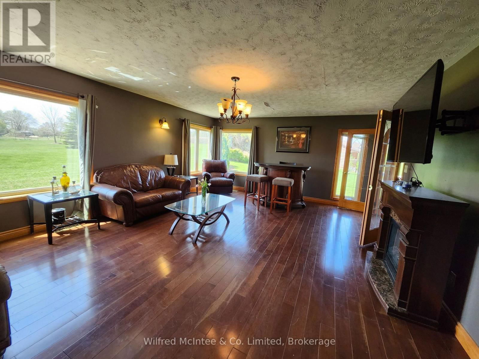 75 MARY STREET Image 12