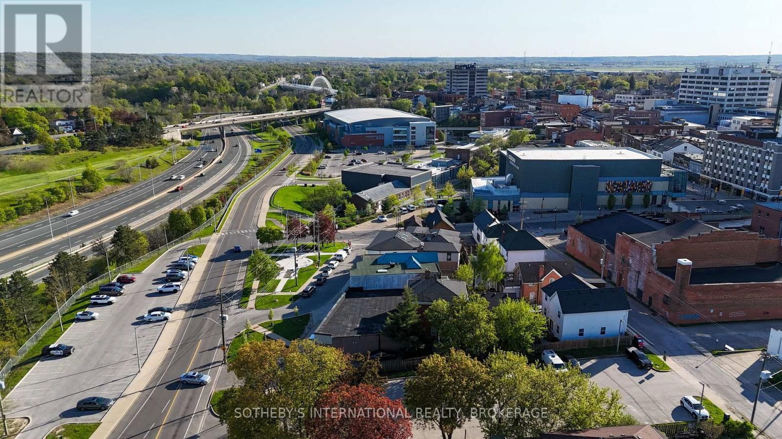 5 RACE STREET Image 4