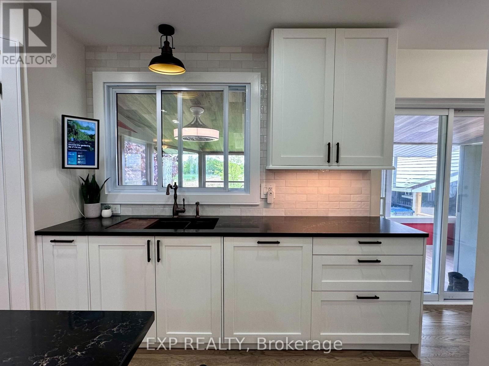 9235 HICKORY DRIVE Image 21