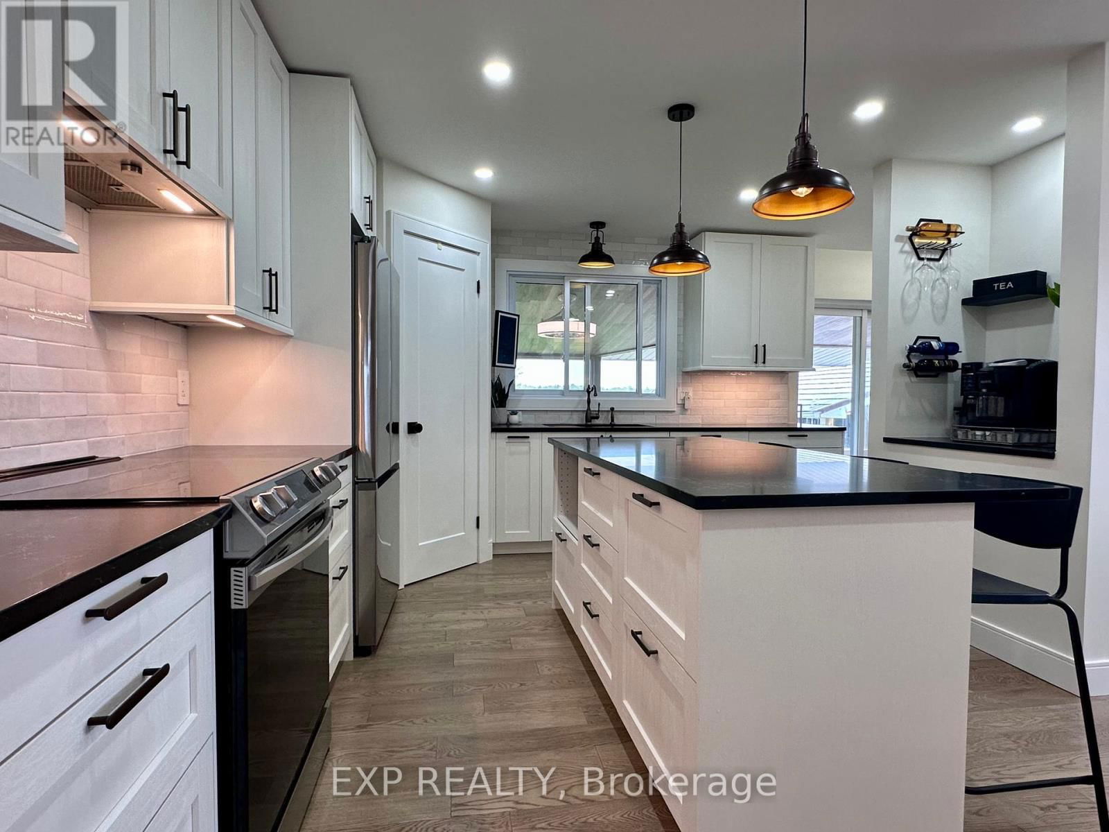 9235 HICKORY DRIVE Image 24