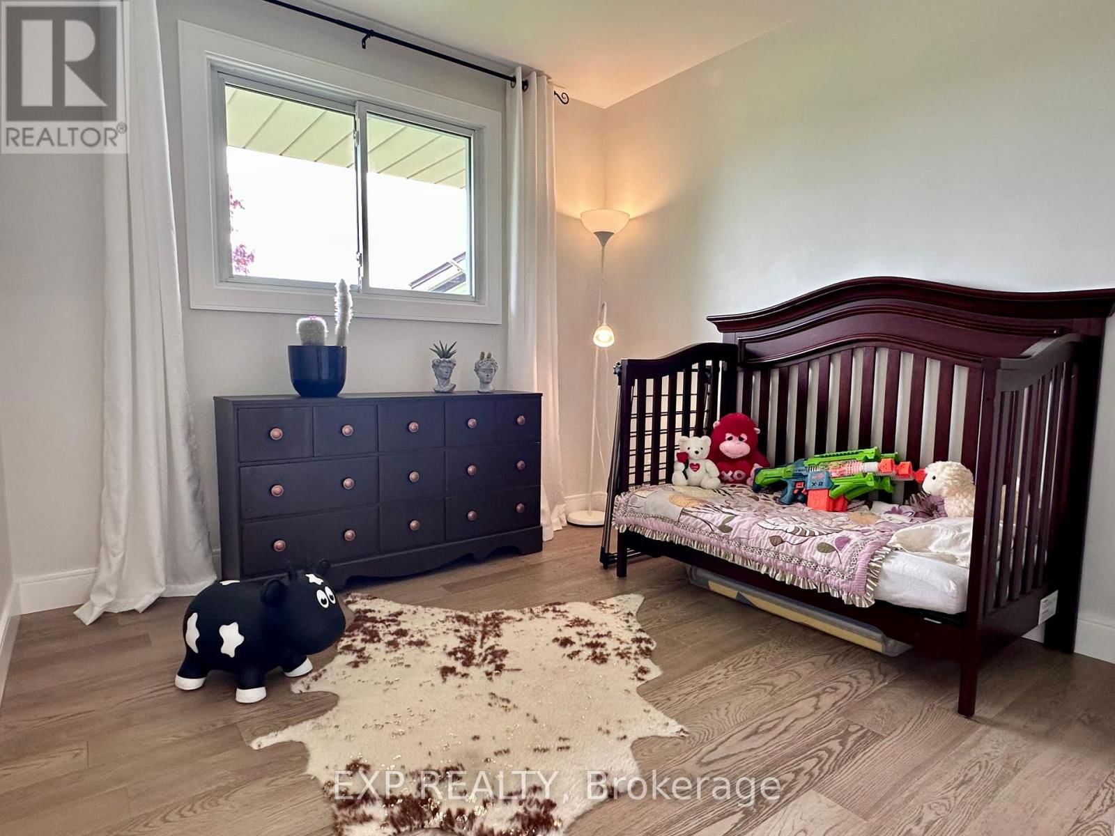 9235 HICKORY DRIVE Image 33