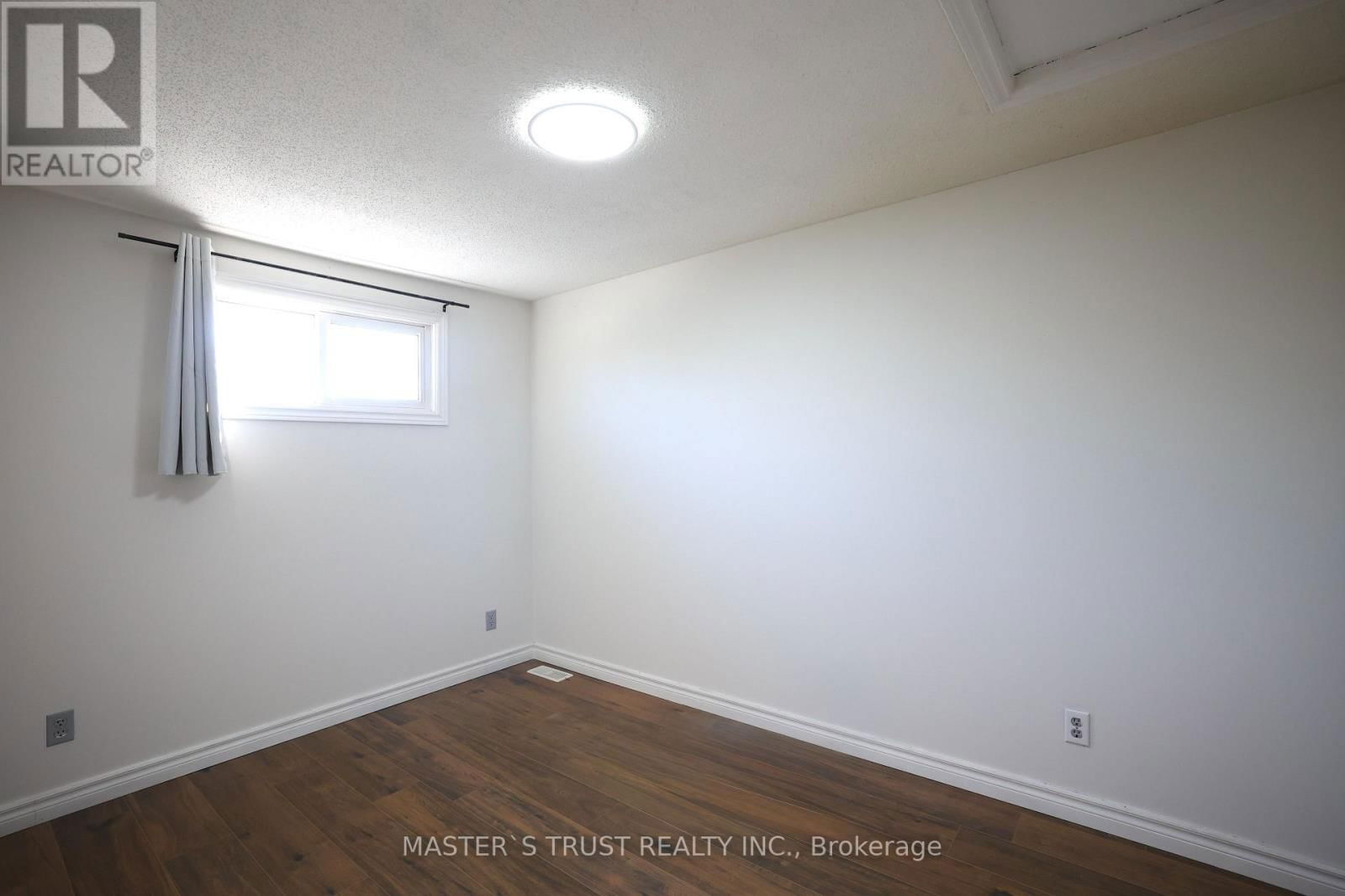 559 EDINBURGH ROAD Image 17