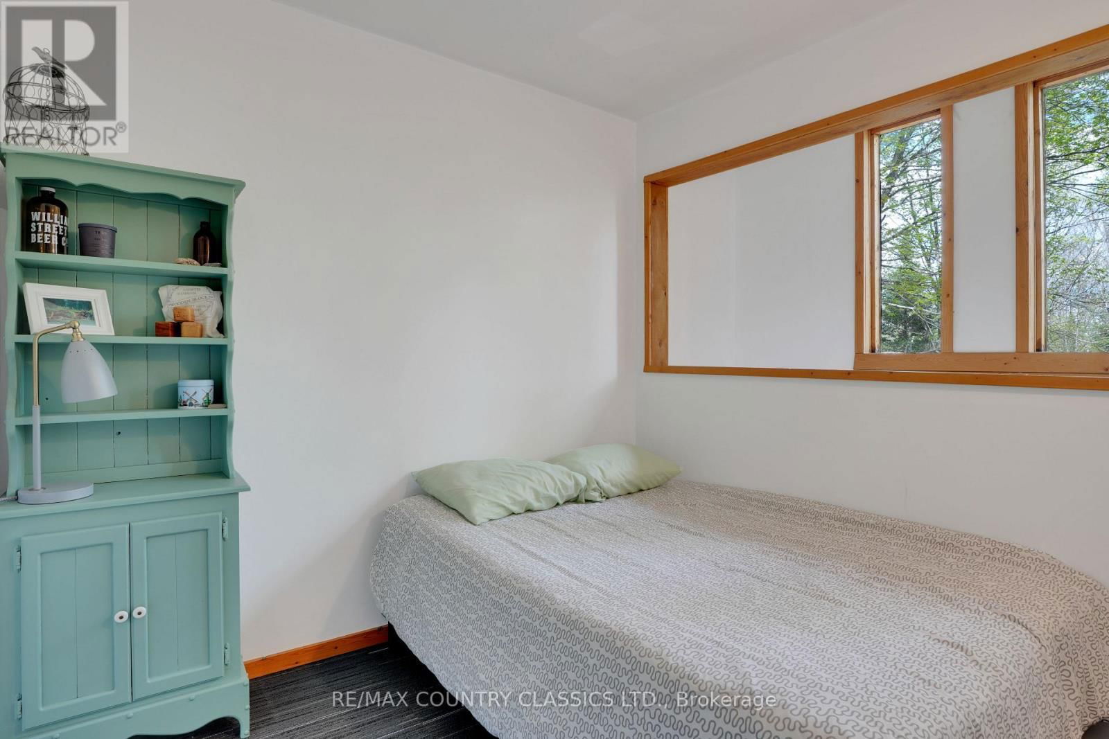 12 ALBION LAKE COURT Image 12