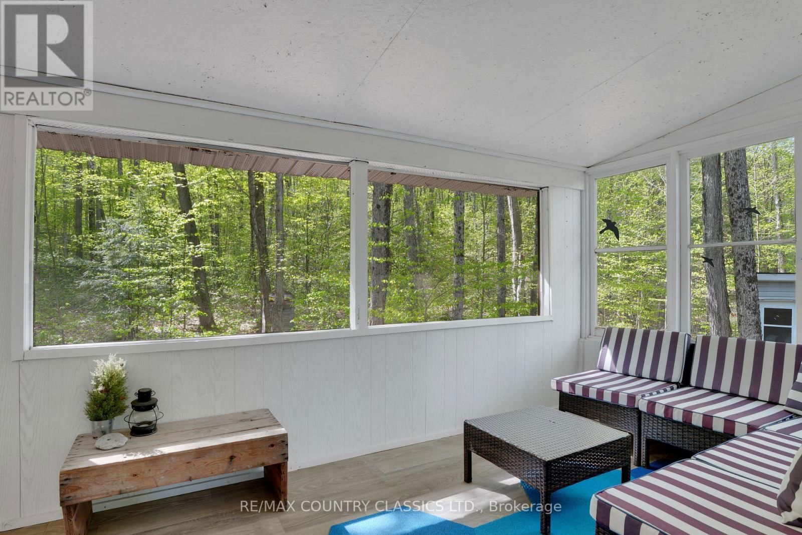 12 ALBION LAKE COURT Image 14