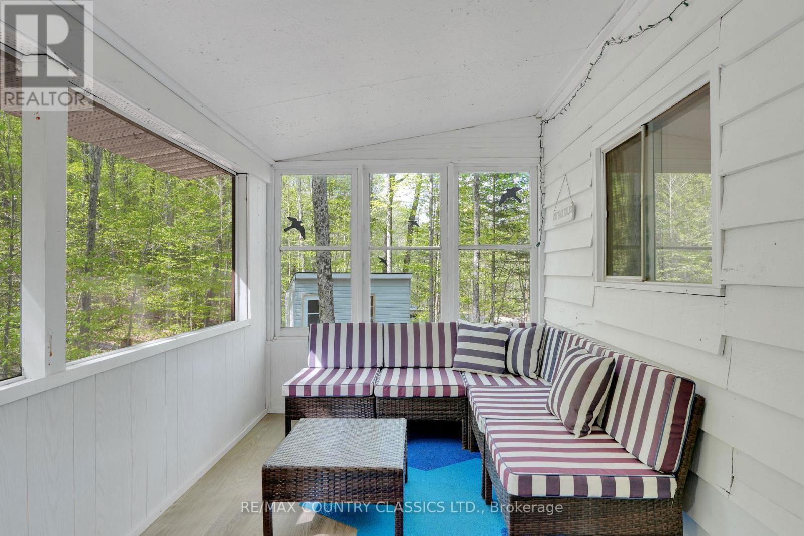 12 ALBION LAKE COURT Image 15