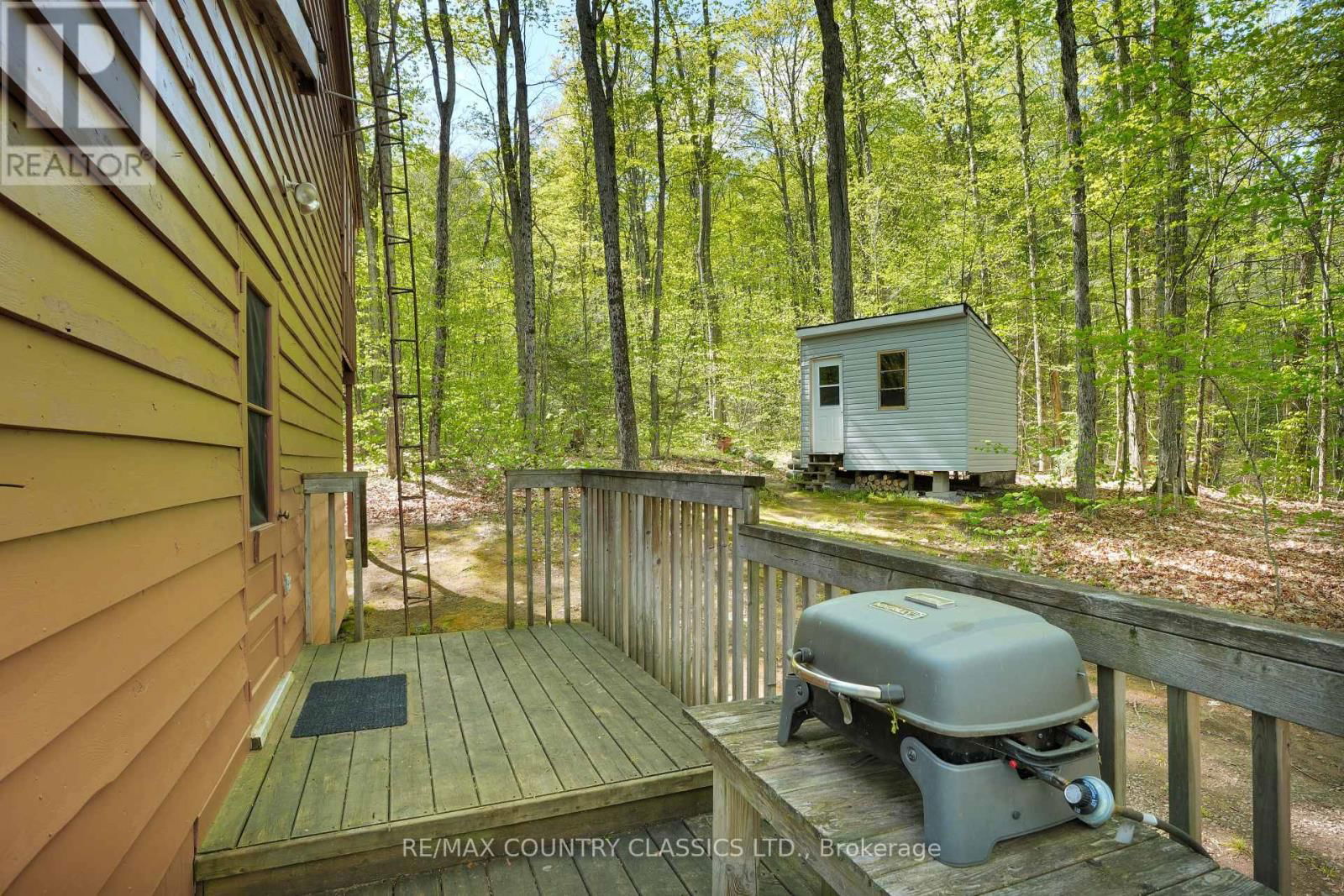 12 ALBION LAKE COURT Image 16