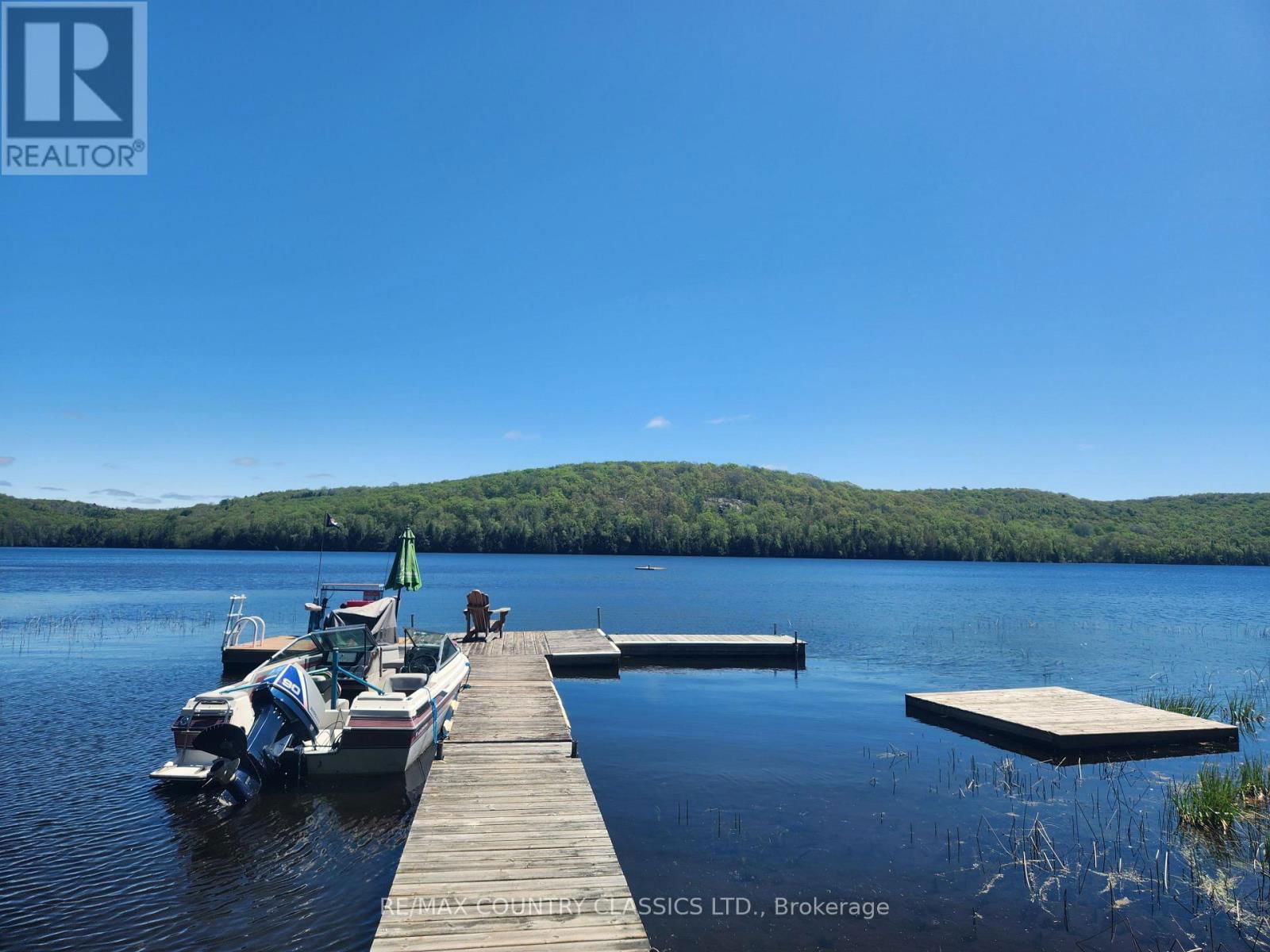 12 ALBION LAKE COURT Image 34