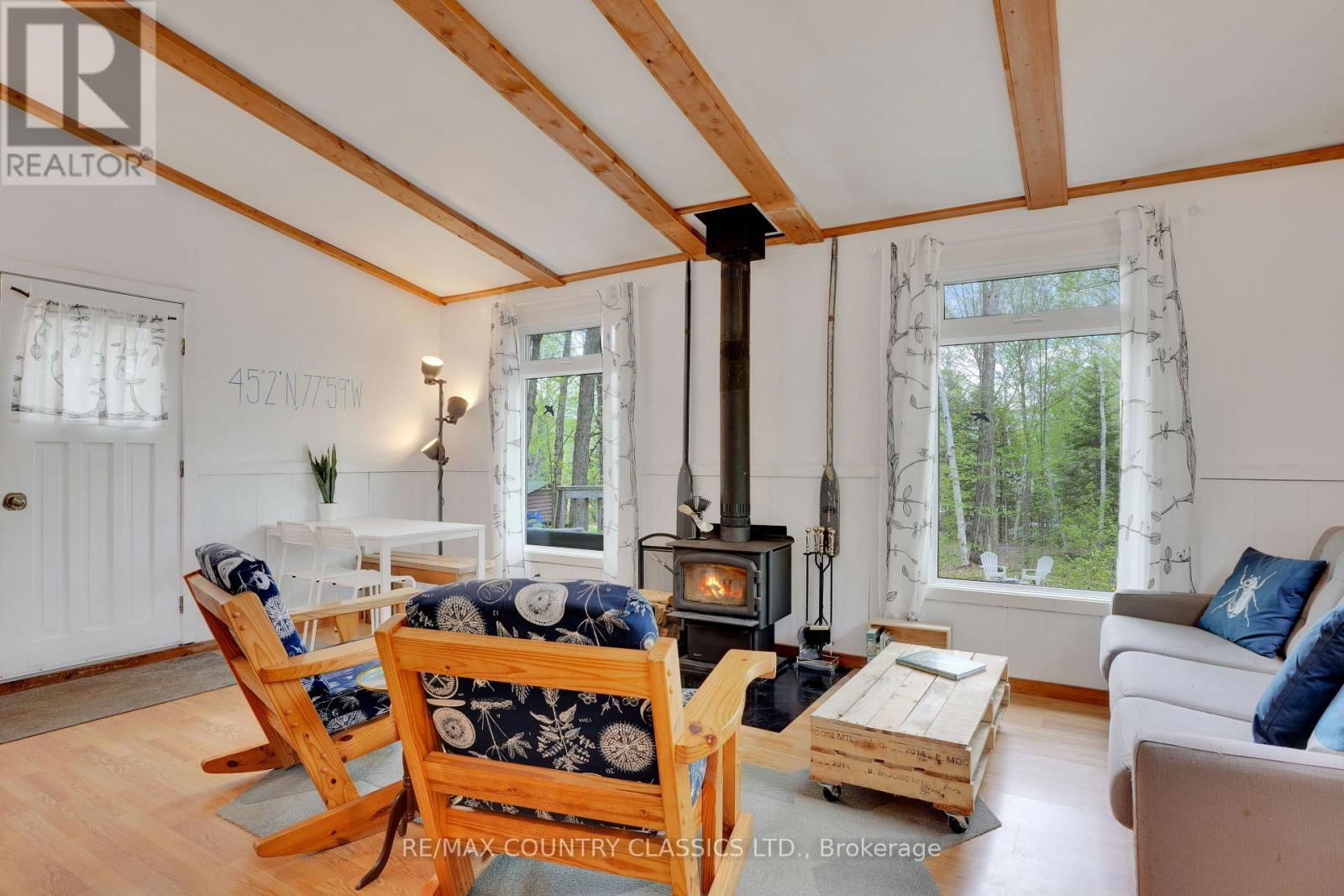 12 ALBION LAKE COURT Image 7