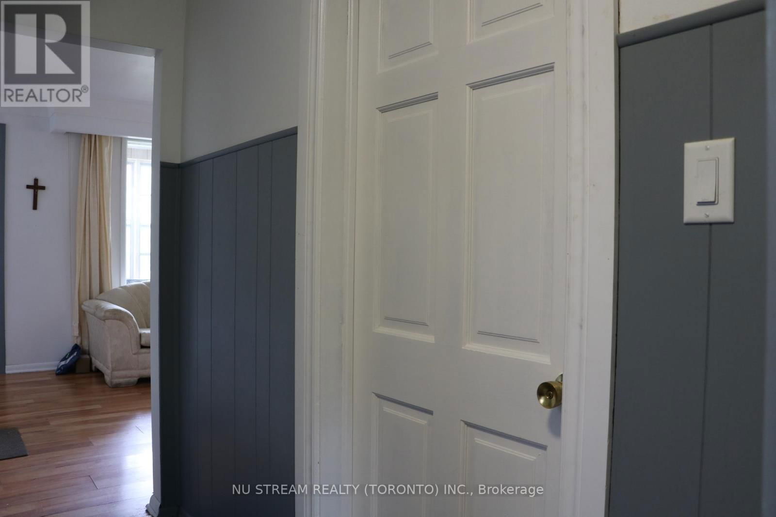 359 RANDOLPH AVENUE Image 10