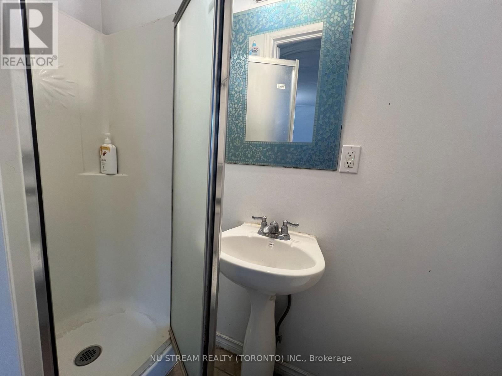 359 RANDOLPH AVENUE Image 17