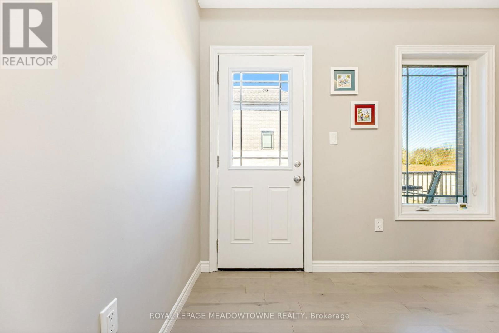 7 - 107 WESTRA DRIVE Image 17