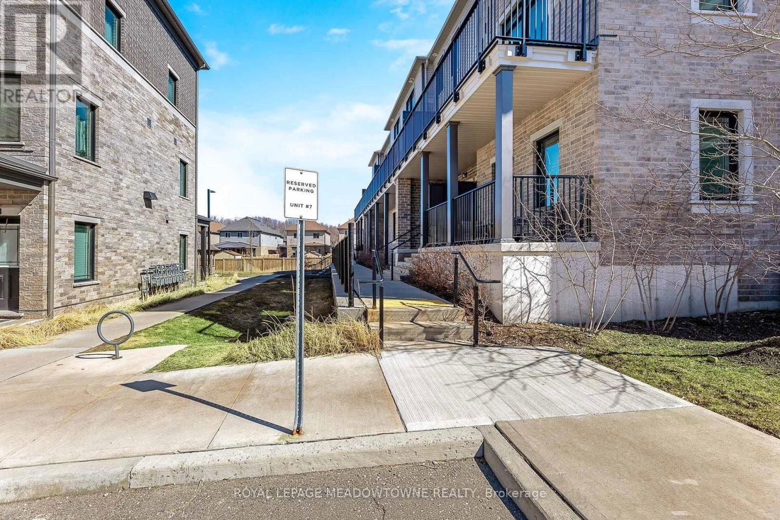 7 - 107 WESTRA DRIVE Image 27