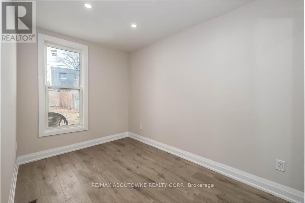131 WEST AVENUE NORTH Image 12