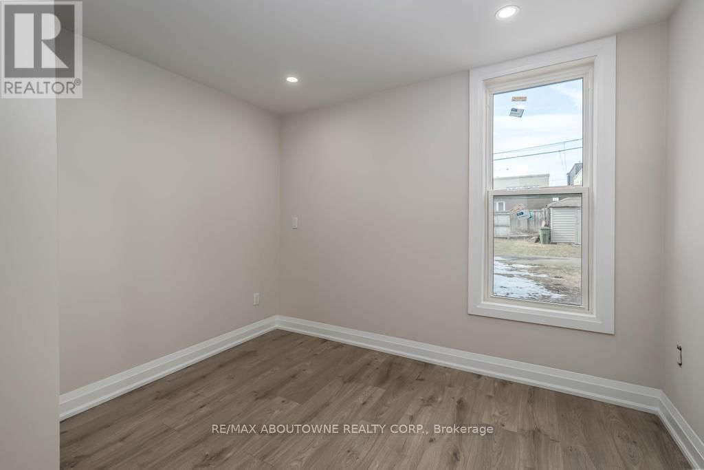 131 WEST AVENUE NORTH Image 14