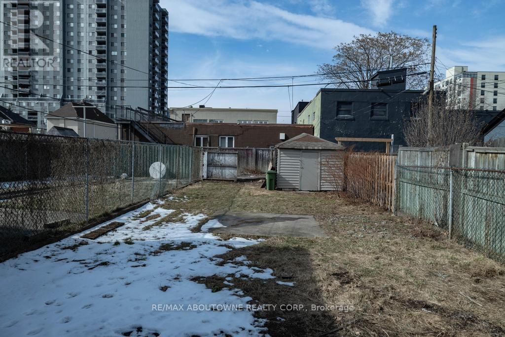 131 WEST AVENUE NORTH Image 22